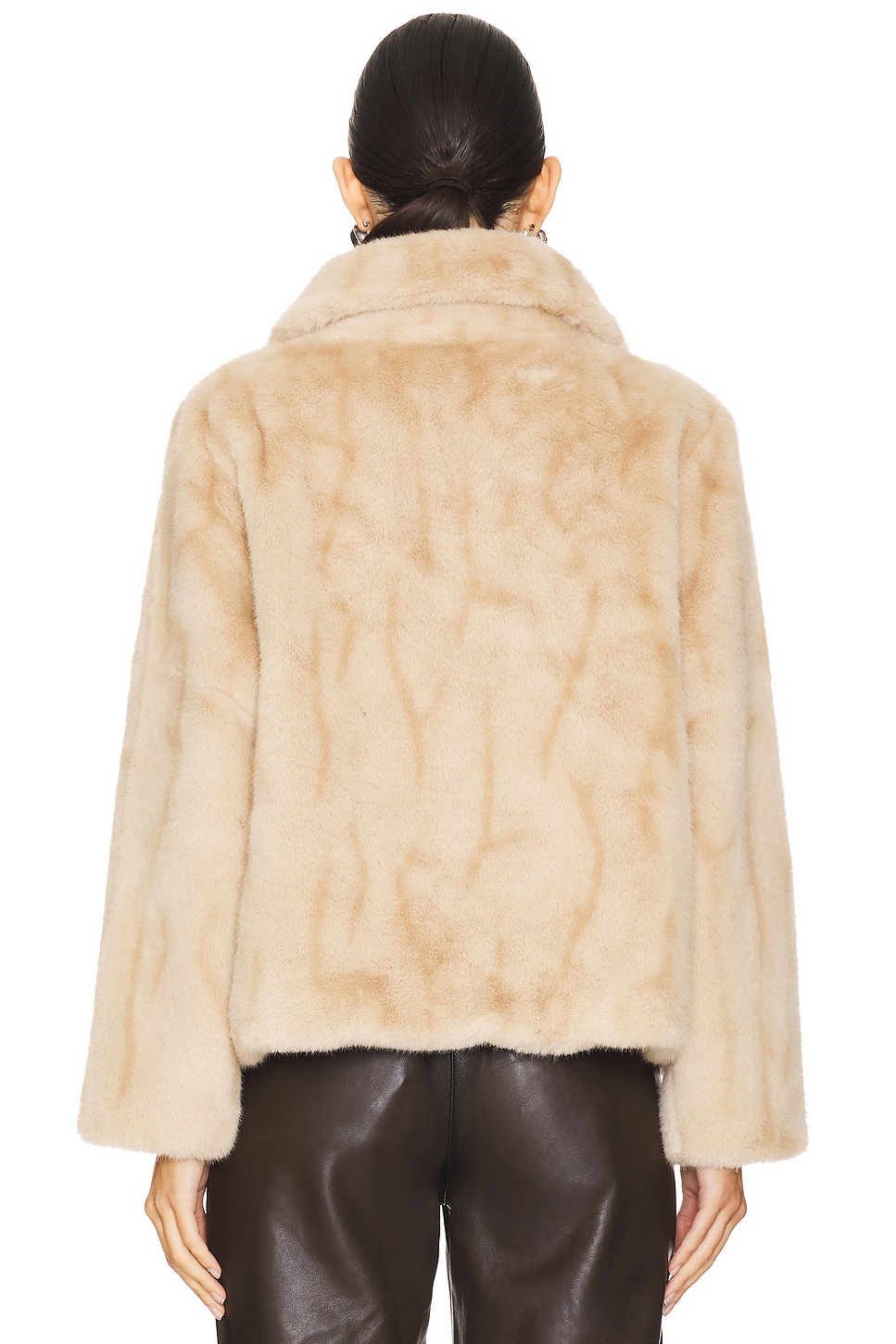 HEARTLOOM Tegan Faux Fur Coat