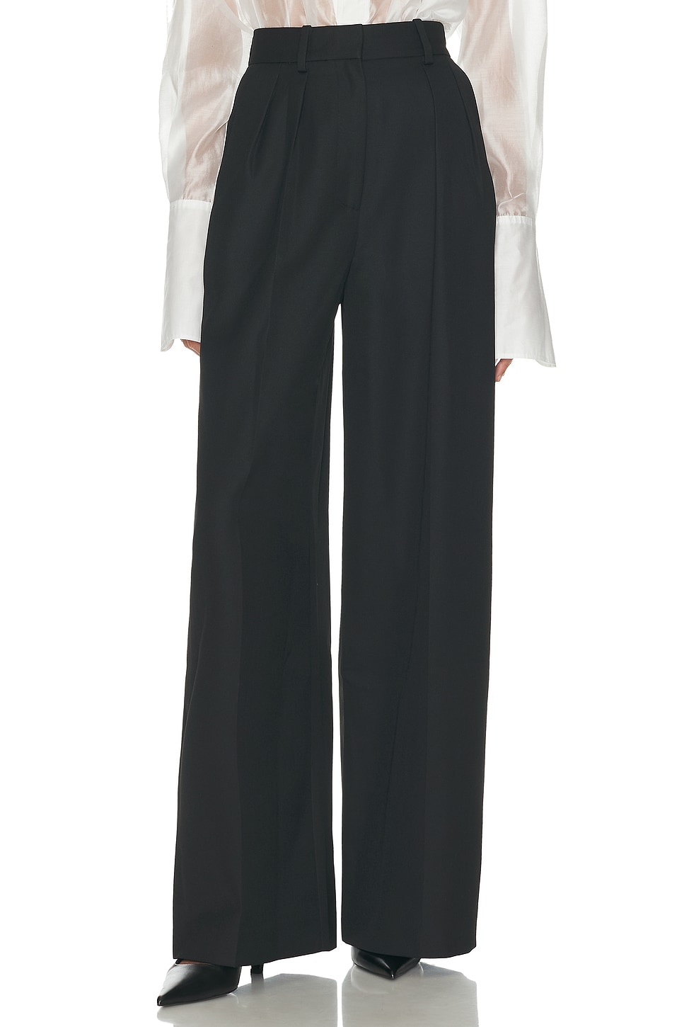 Plūs) Wide two-pleat trousers Dark gra - メルカリ