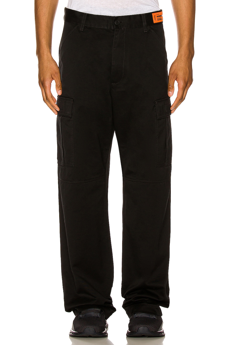 Heron Preston Cargo Pockets Baggy Pants in Black | REVOLVE