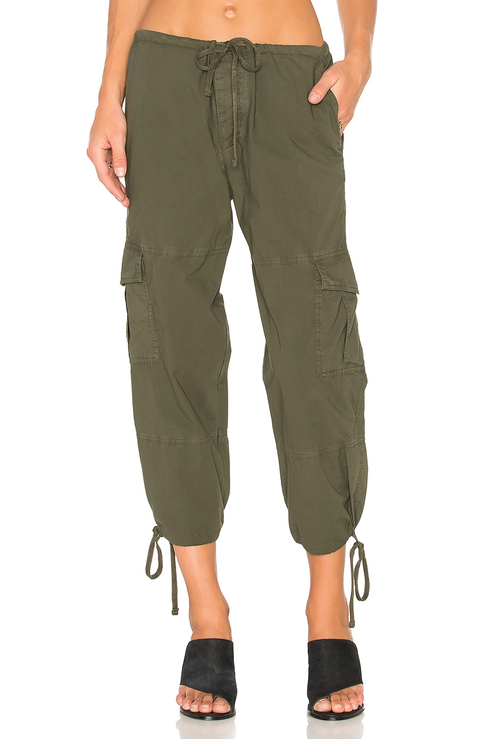 ladies cropped cargo pants