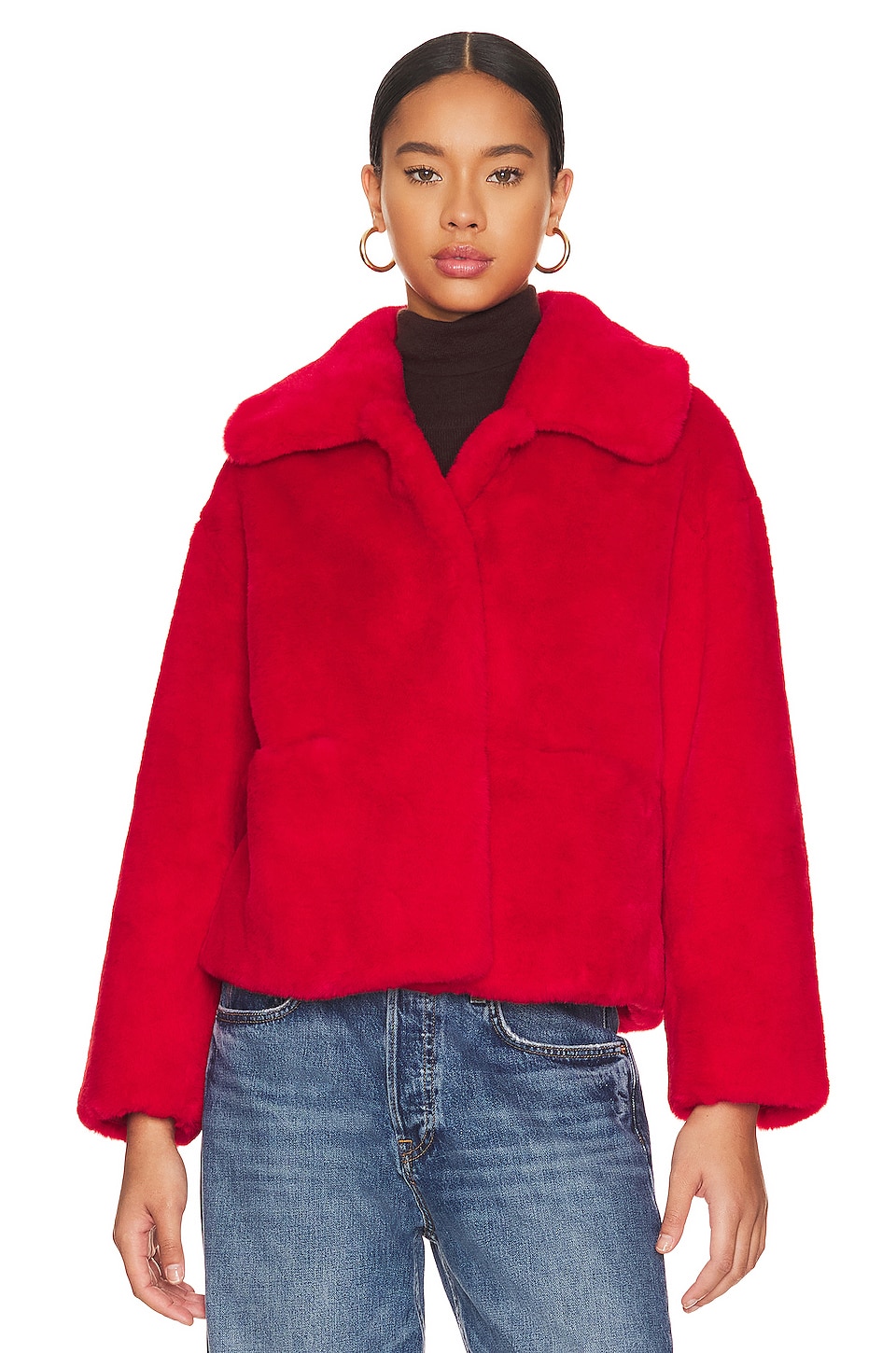 Jakke Traci Faux Fur Coat in Red