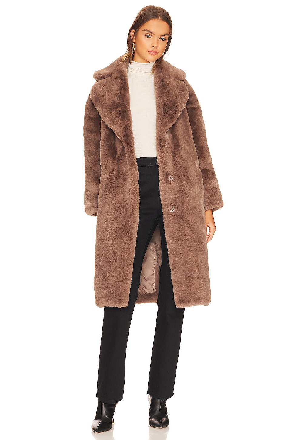 Jakke Katie Faux Fur Coat in Mushroom | REVOLVE