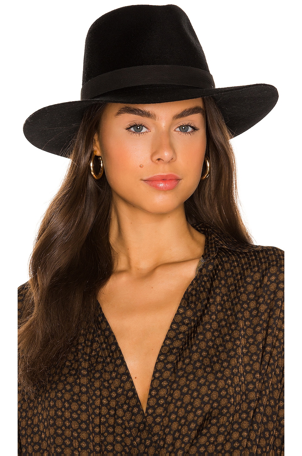 janessa leone fedora