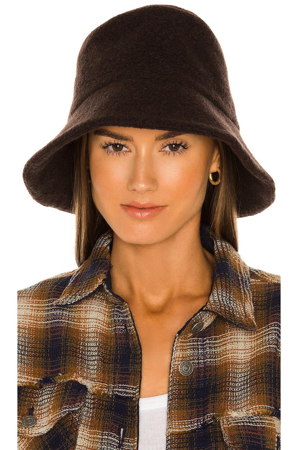 janessa leone bucket hat