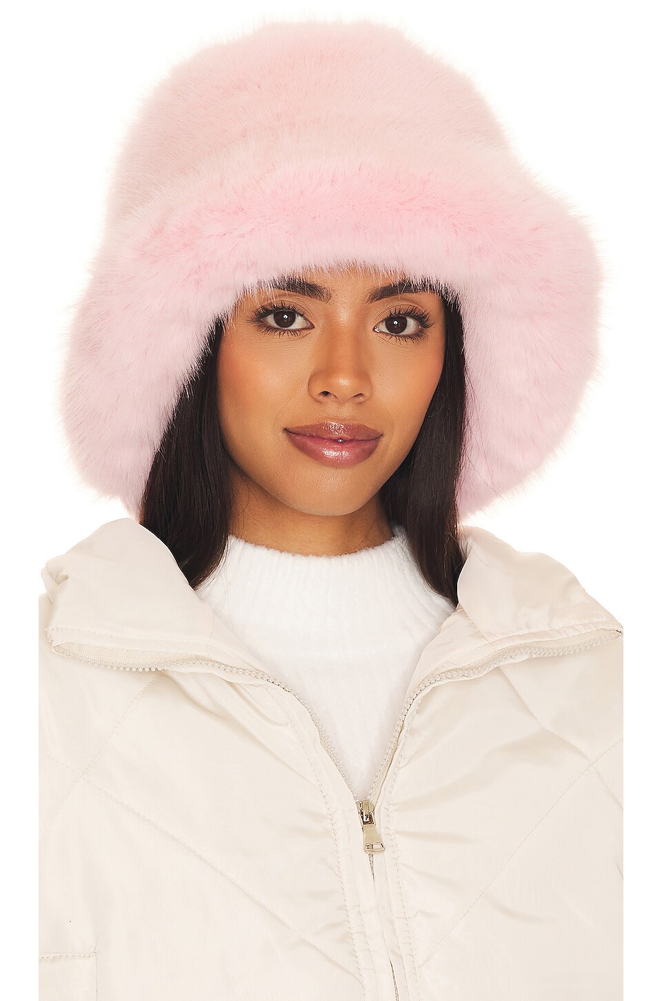 Oversized Faux Fur Bucket Hat