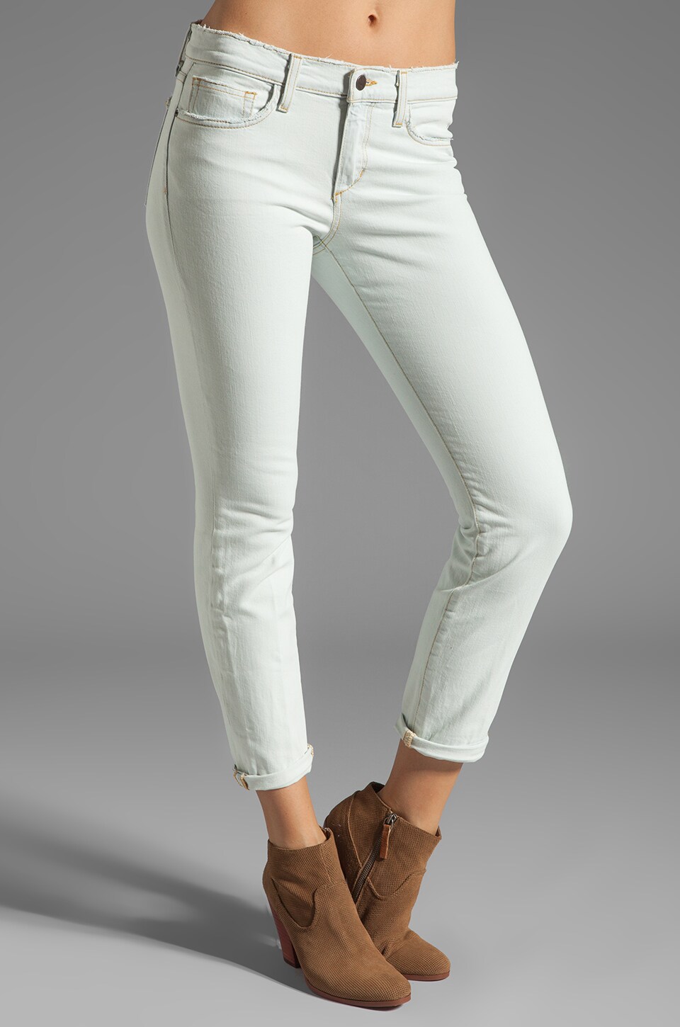 Jeans Straight Ankle in Meyra | REVOLVE