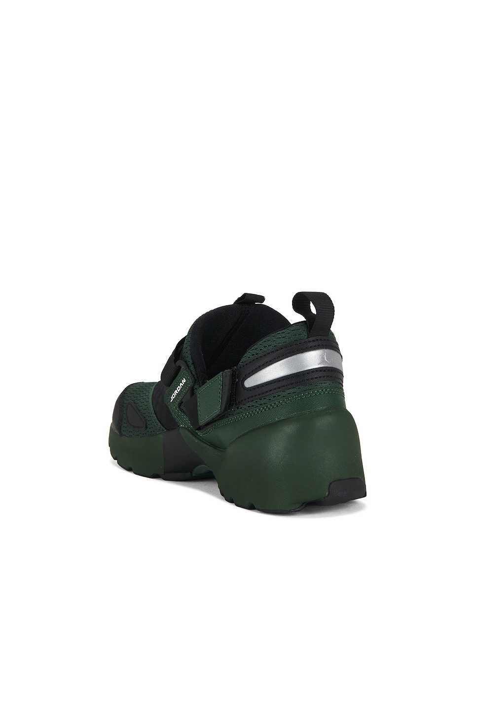 jordan trunner lx size 13