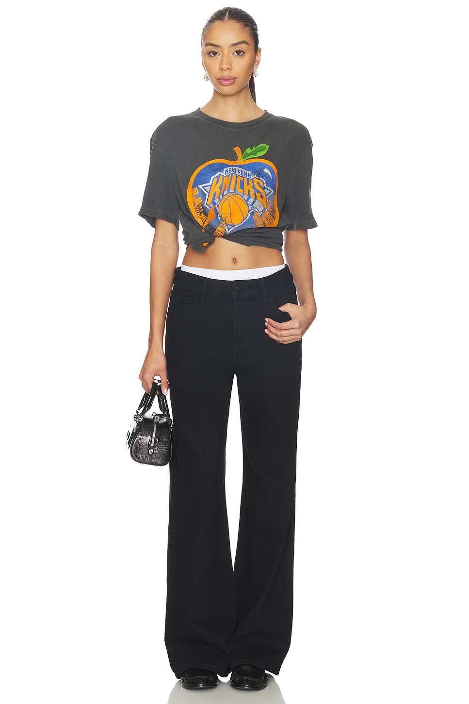 Knicks Big Apple Vintage Tee