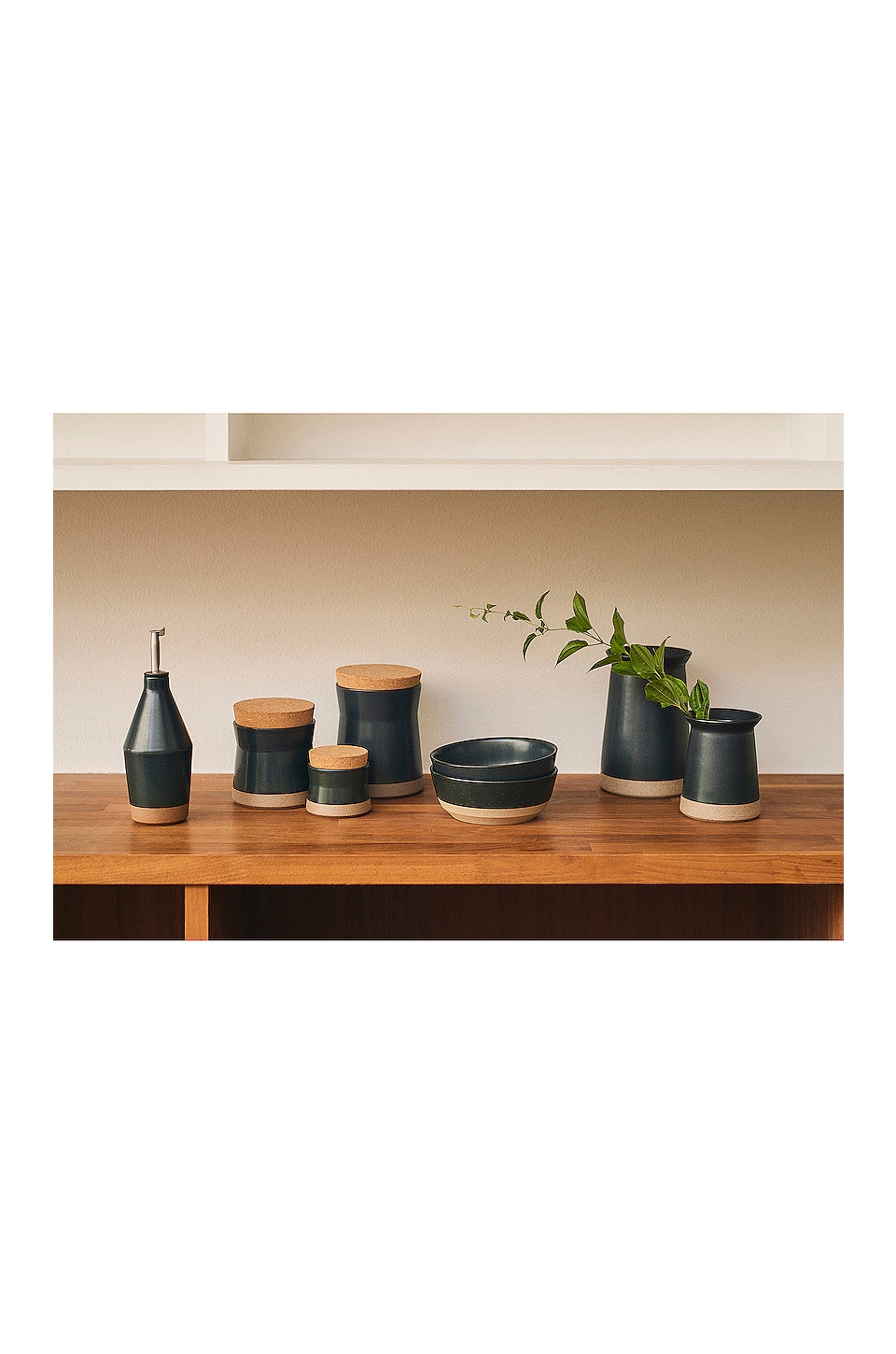 KINTO CLK-211 Oil Bottle 300ml in Black | REVOLVE
