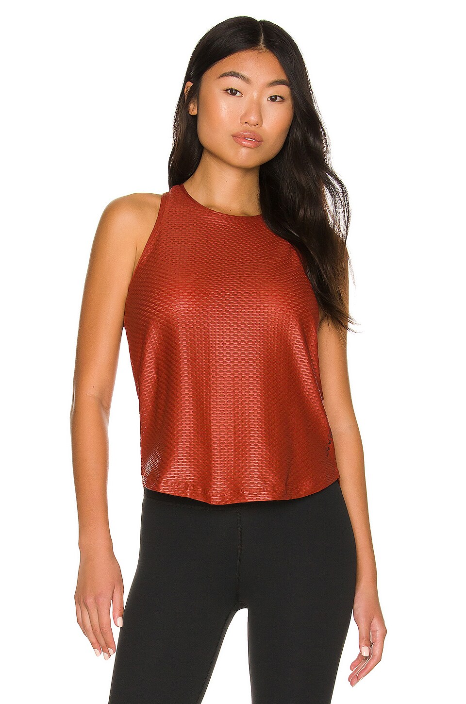 KORAL Aerate Shiny Netz Tank in Rouge REVOLVE