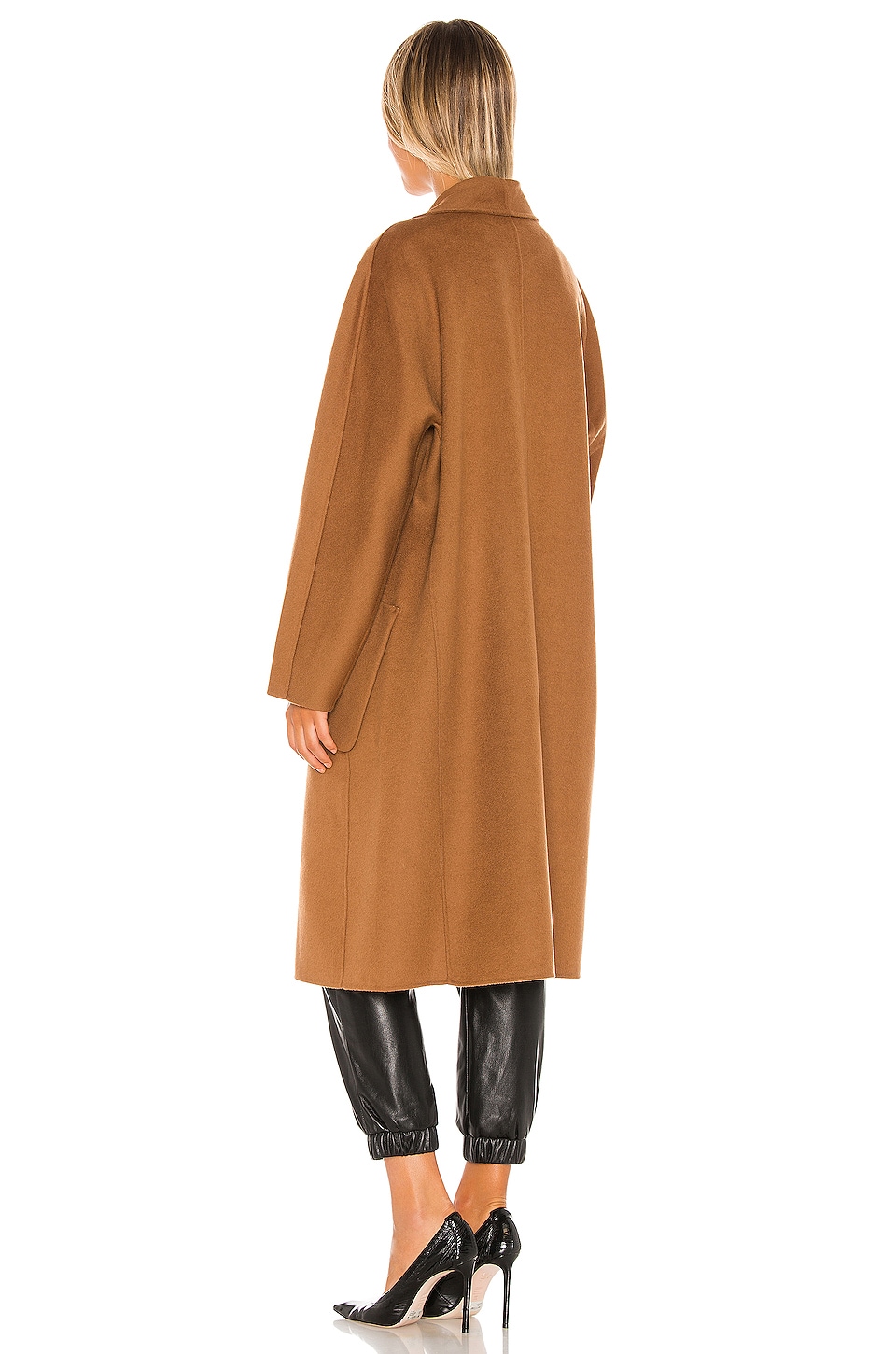 Thara Coat - Thumbnail 3