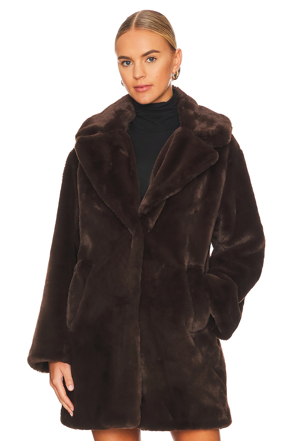 Linnea Teddy Coat
