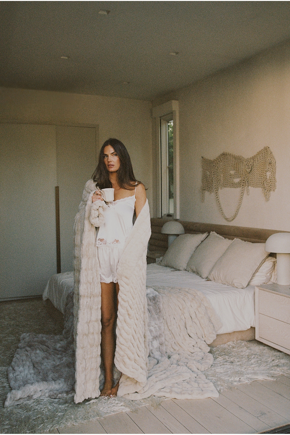 Lola Blankets x TEZZA