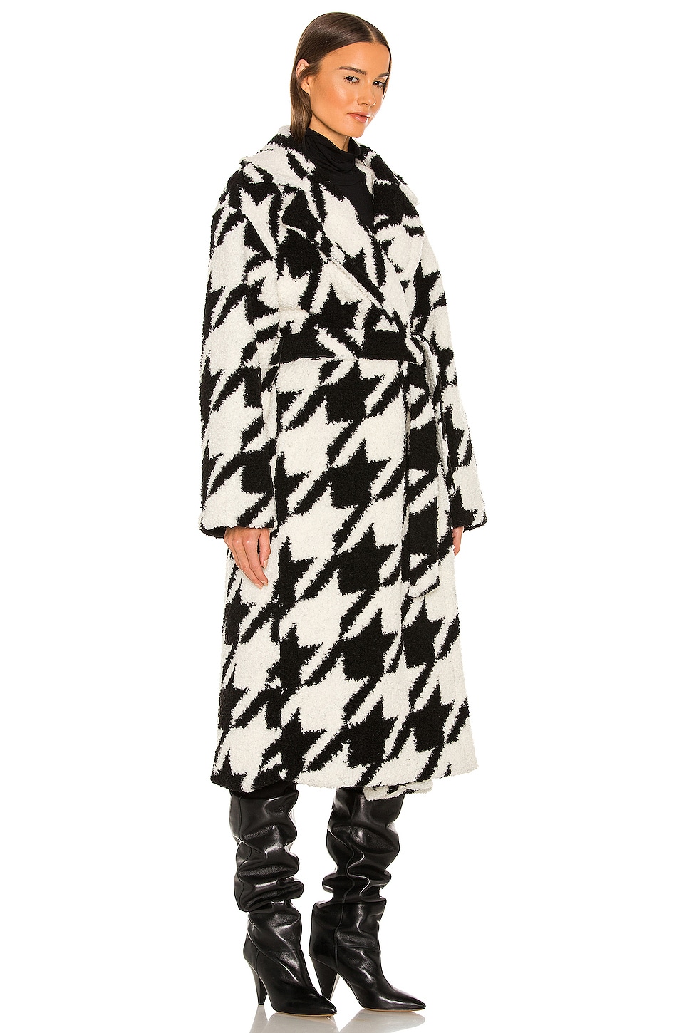 L'Academie Arlo Coat