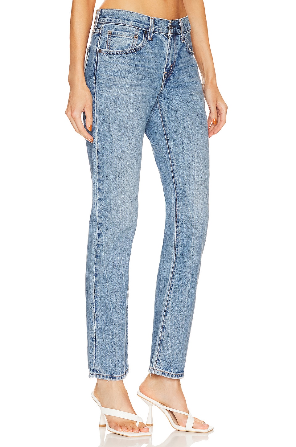 LEVI'S PANTALON MIDDY STRAIGHT