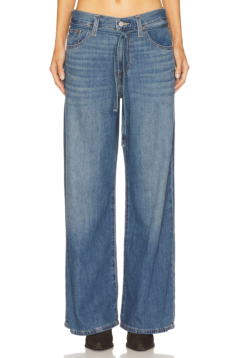 LEVI'S XL Straight Jeans in Stop Flaxing | REVOLVE