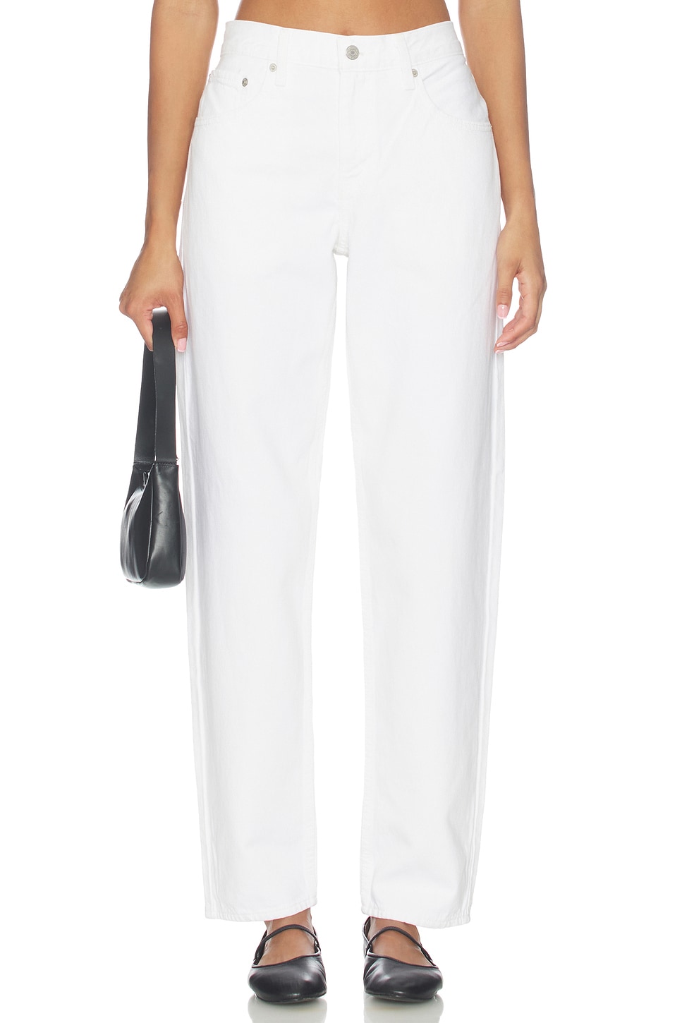 Loose Taper Jeans