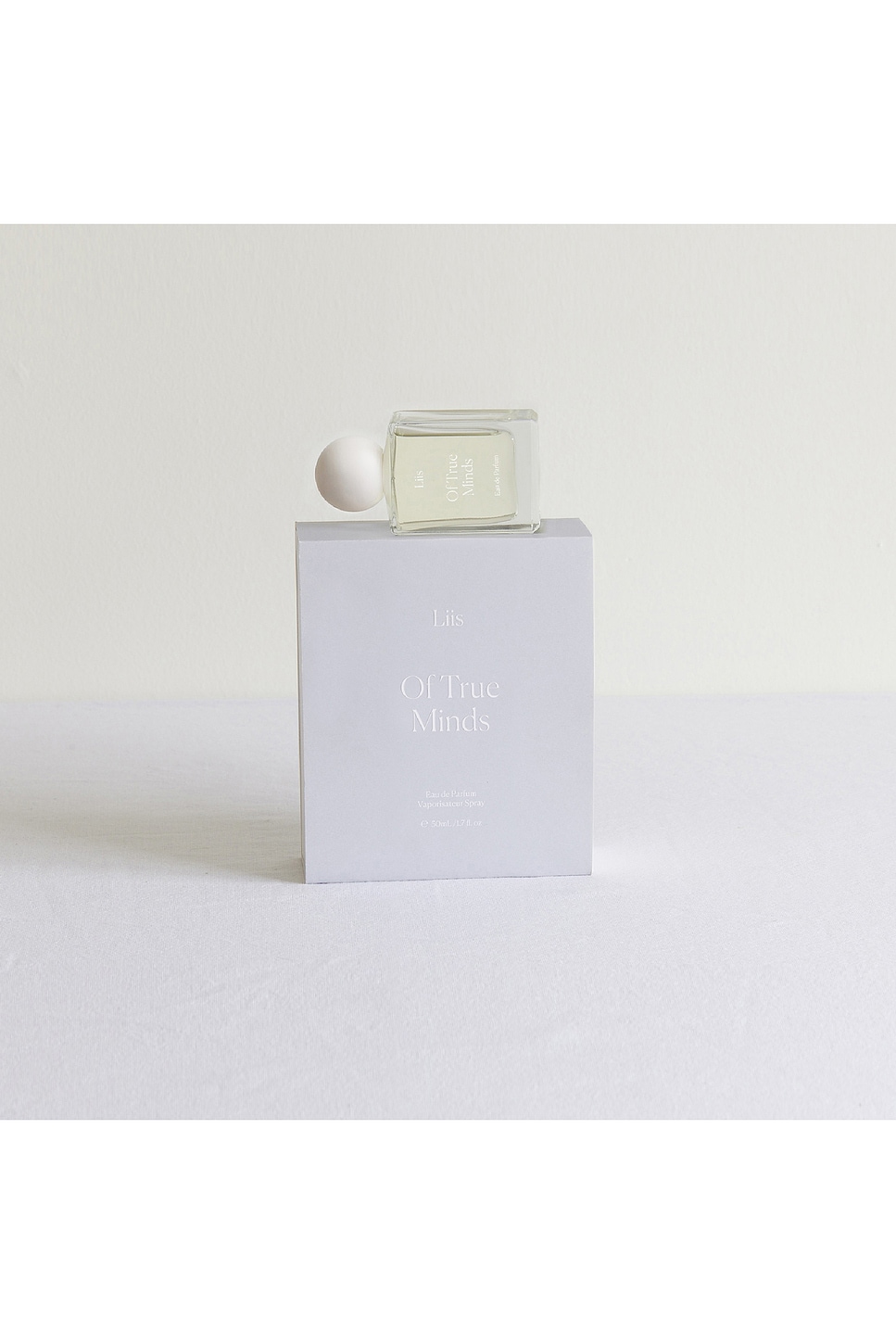 Of True Minds Eau De Parfum - thumbnail 3