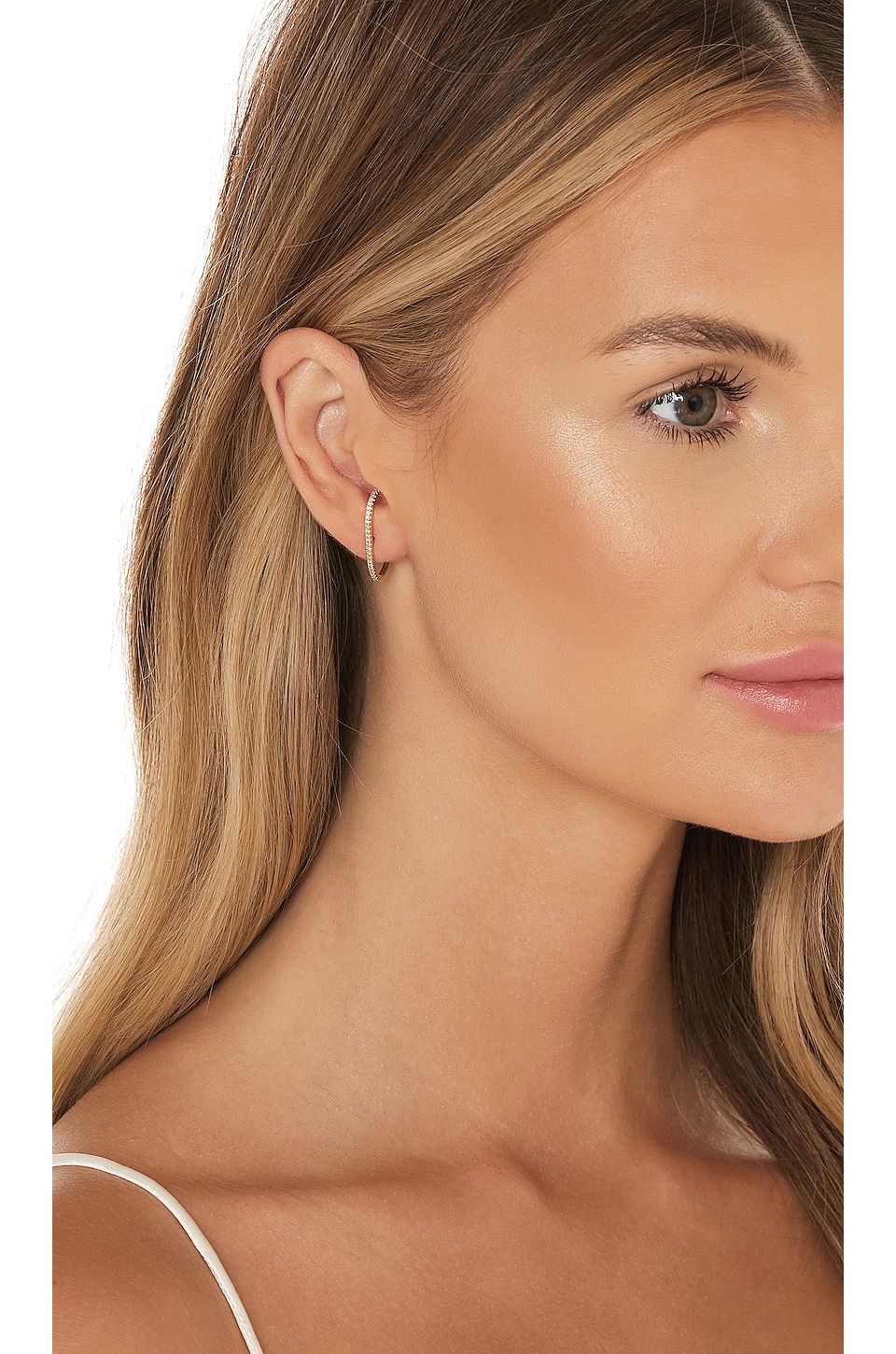 Scarlet Bar Studs