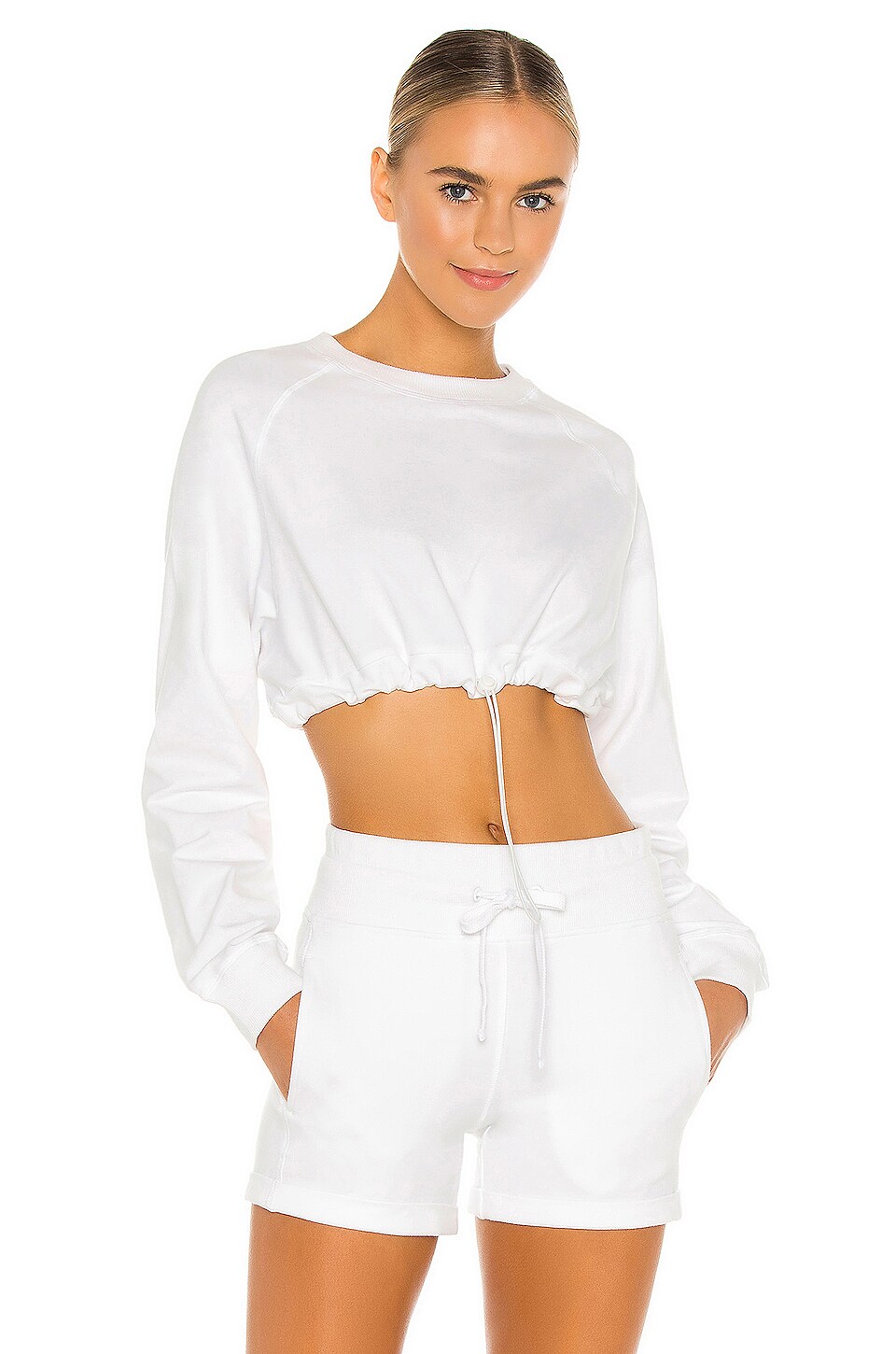 oversized cropped sweatshirt
