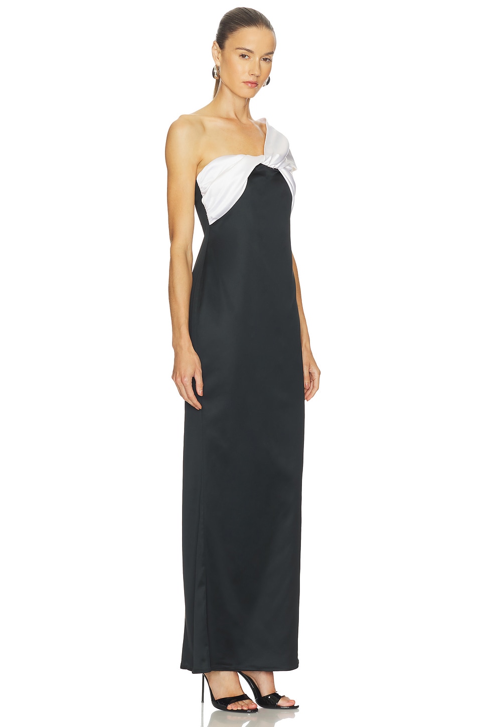 Nuria Gown - thumbnail 3