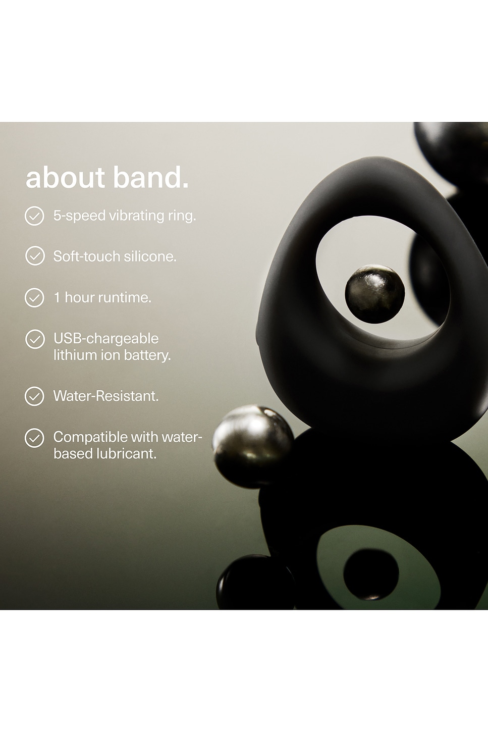 maude Band Vibrating Ring in Charcoal