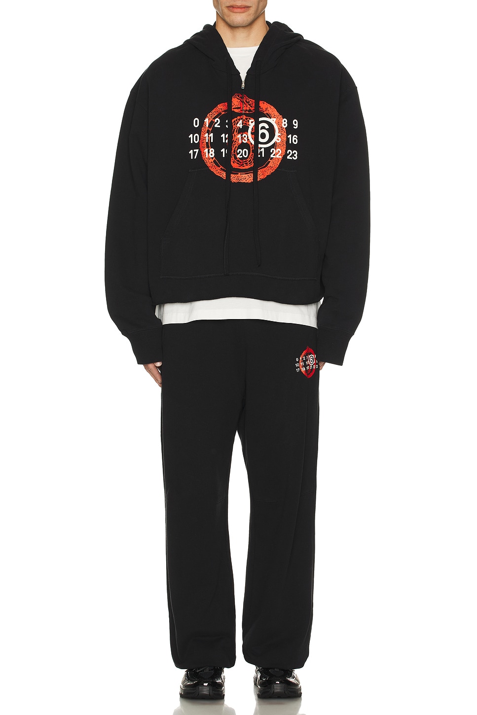 MM6 Maison Margiela Sweatshirt in Black | REVOLVE