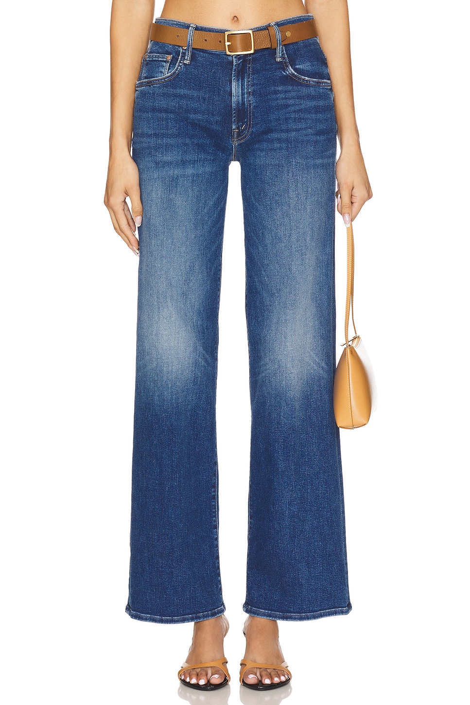 デニム・ジーパン MOTHER 'The Mid Rise Maven Sneak' jeans Blue MOTHER The Mid Rise Maven Sneak Jeans in Peak-a-boo | REVOLVE