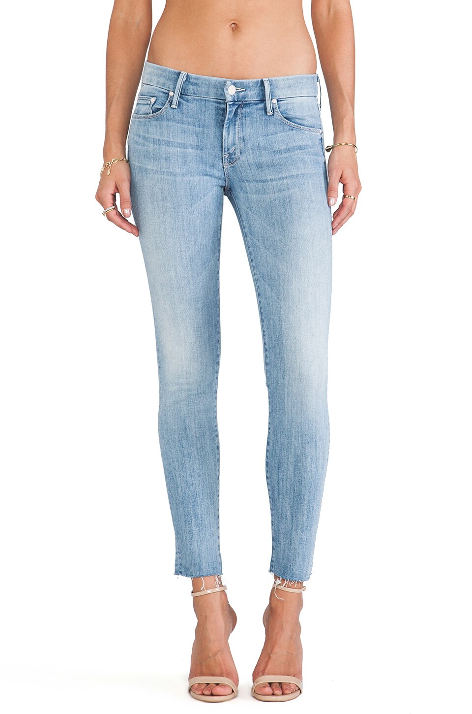 MOTHER Looker Ankle Fray in Just a 
