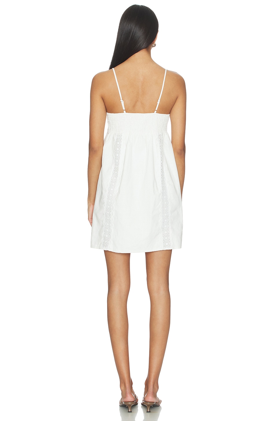 badgley mischka imitation pearl-embellished cocktail dress Badgley Mischka Imitation Pearl-Embellished Floral Cut-Out Cocktail Dress