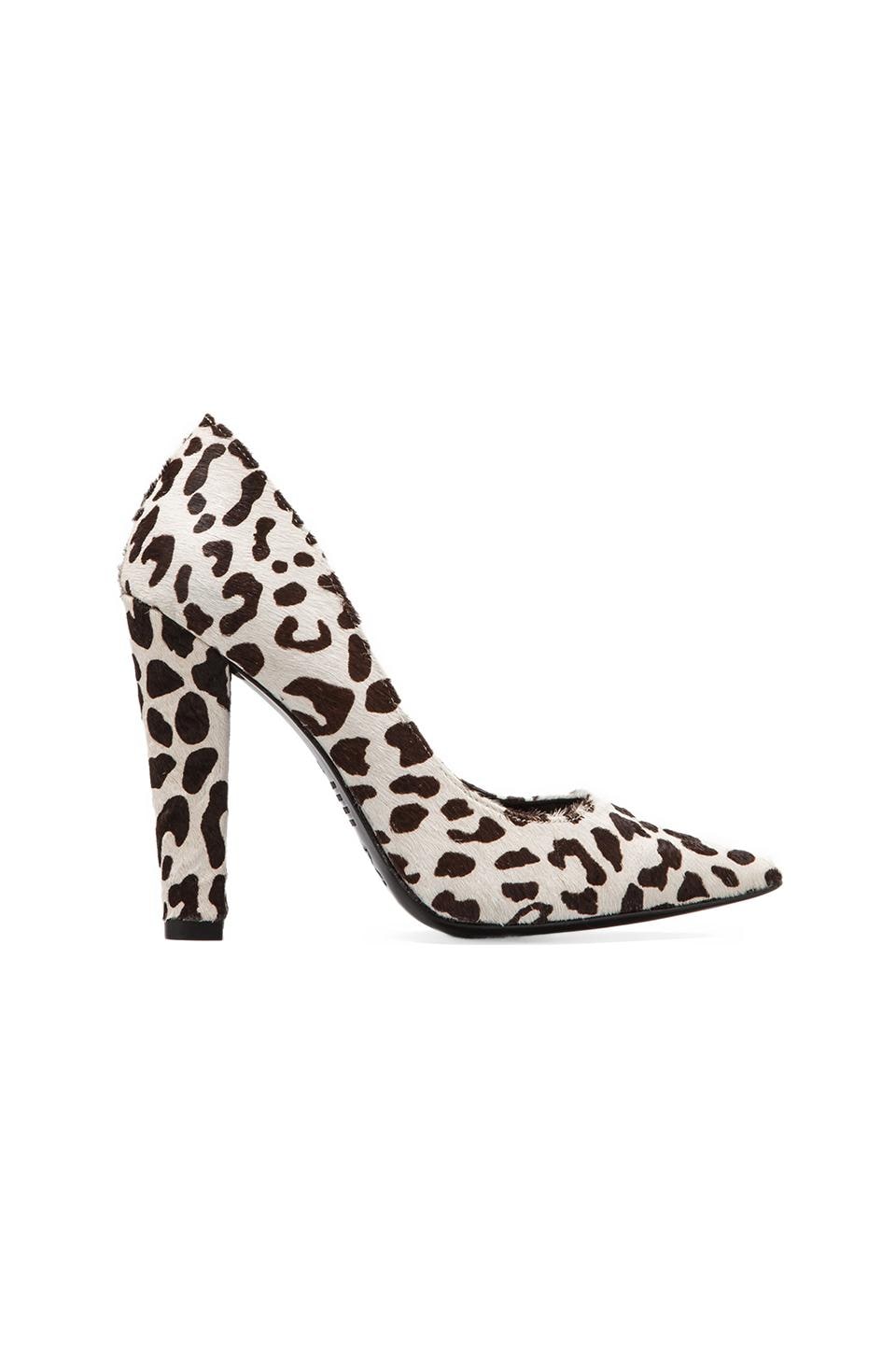 NICHOLAS Darcy Pump with Cow Fur en Black/White Leopard