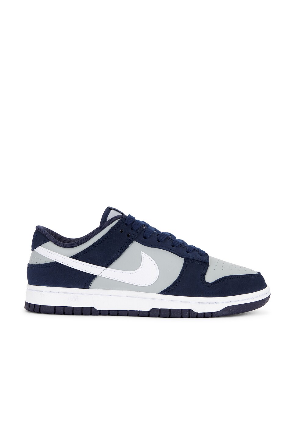 Dunk Low Sneakers