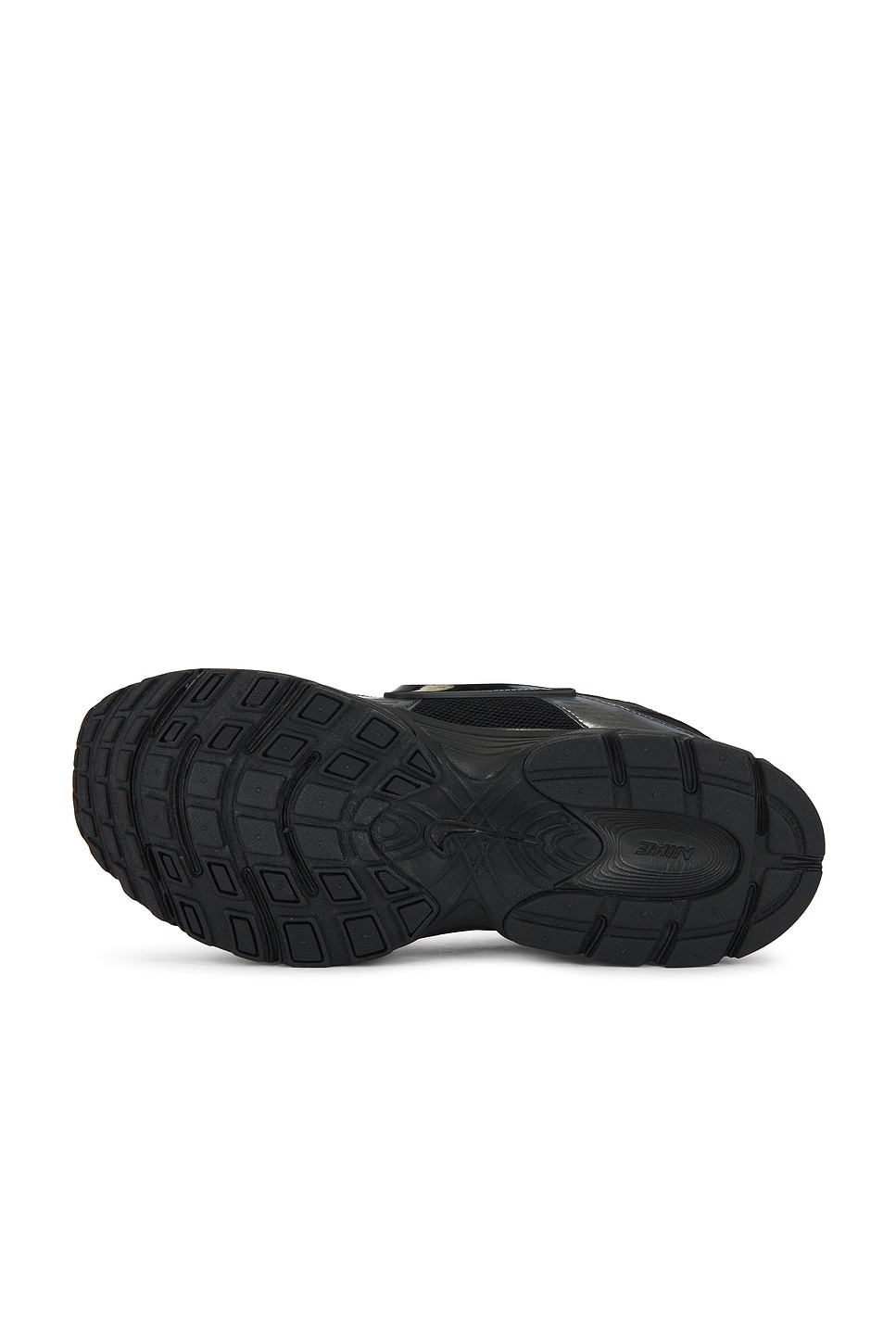 Nike V5 Rnr in Black & Anthracite | REVOLVE