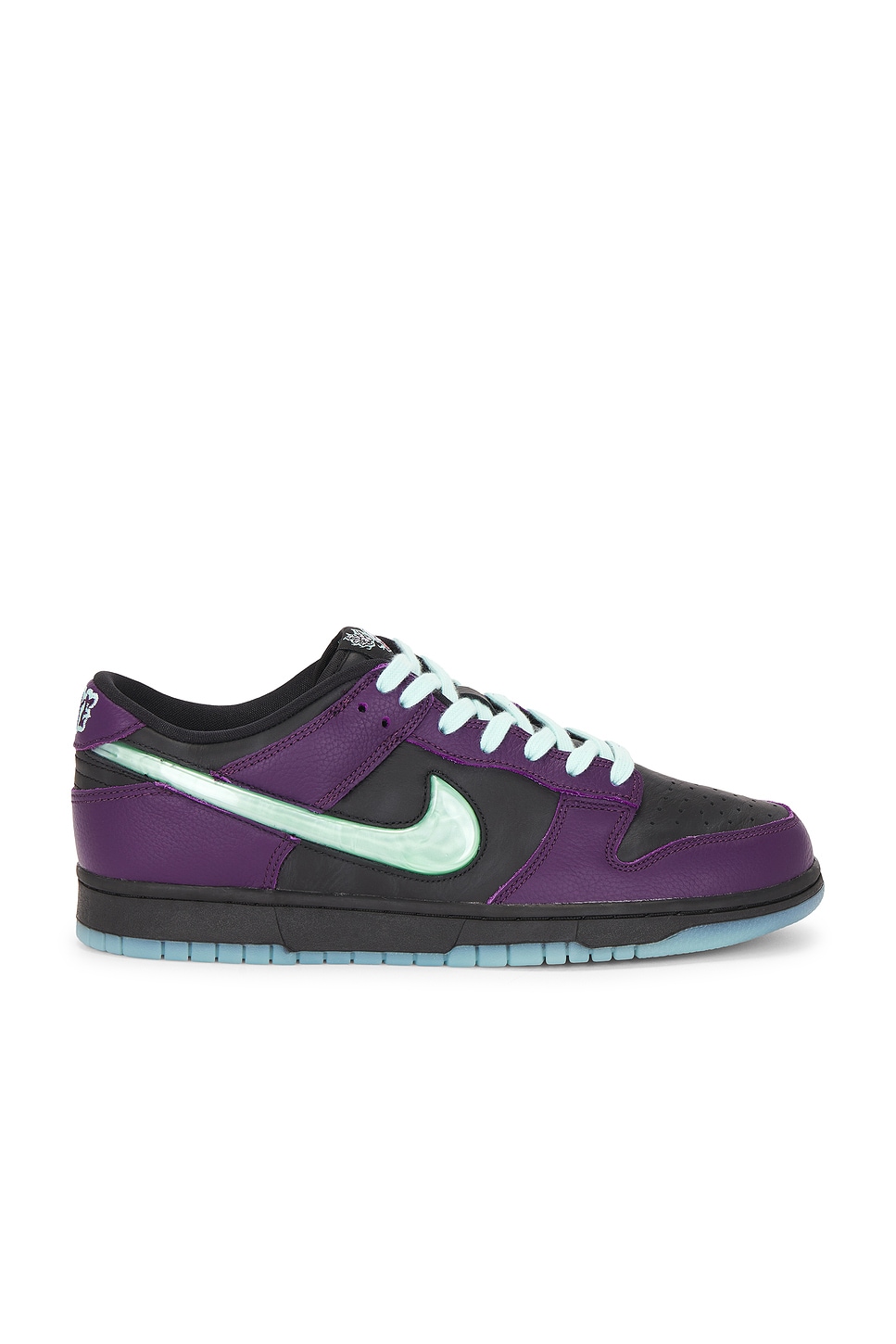 Nike Dunk Low Retro Ltd Halloween in Black, Artisan Teal, & Grand