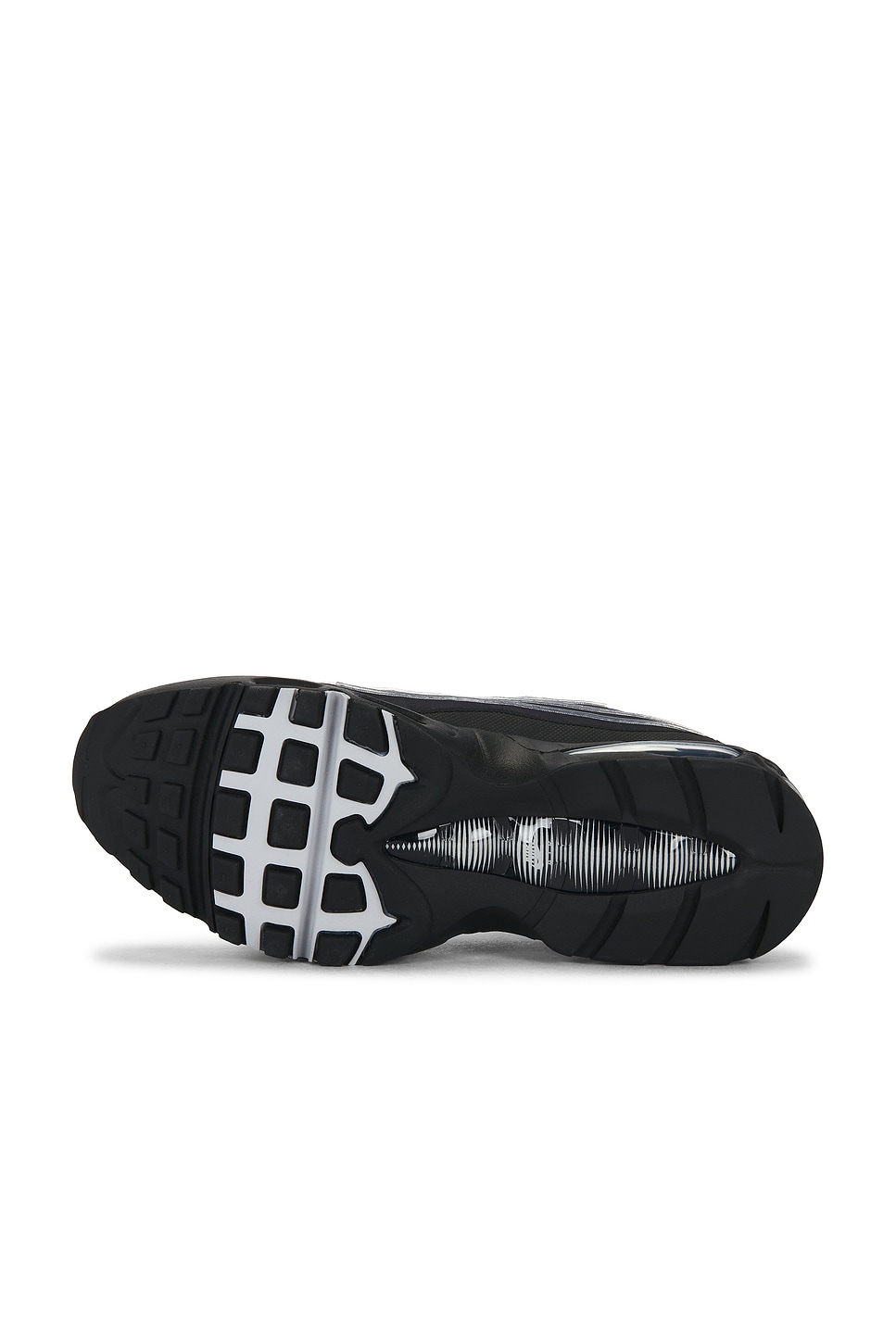 Nike AIR MAX 95 スニーカー - Black, Wolf Grey, & Smoke Grey | REVOLVE