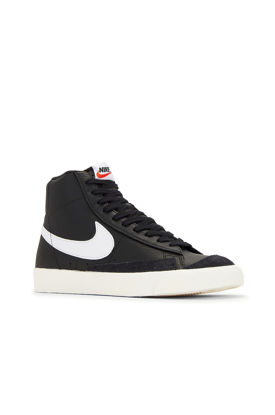 Nike Blazer Mid '77 Vintage in Black & White