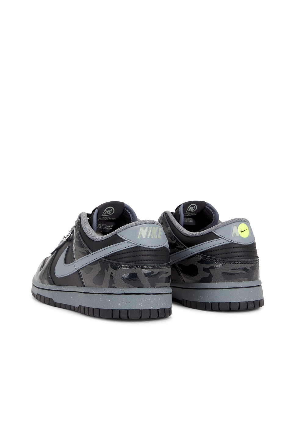 Dunk Low Retro Qs Sneakers - Thumbnail 3