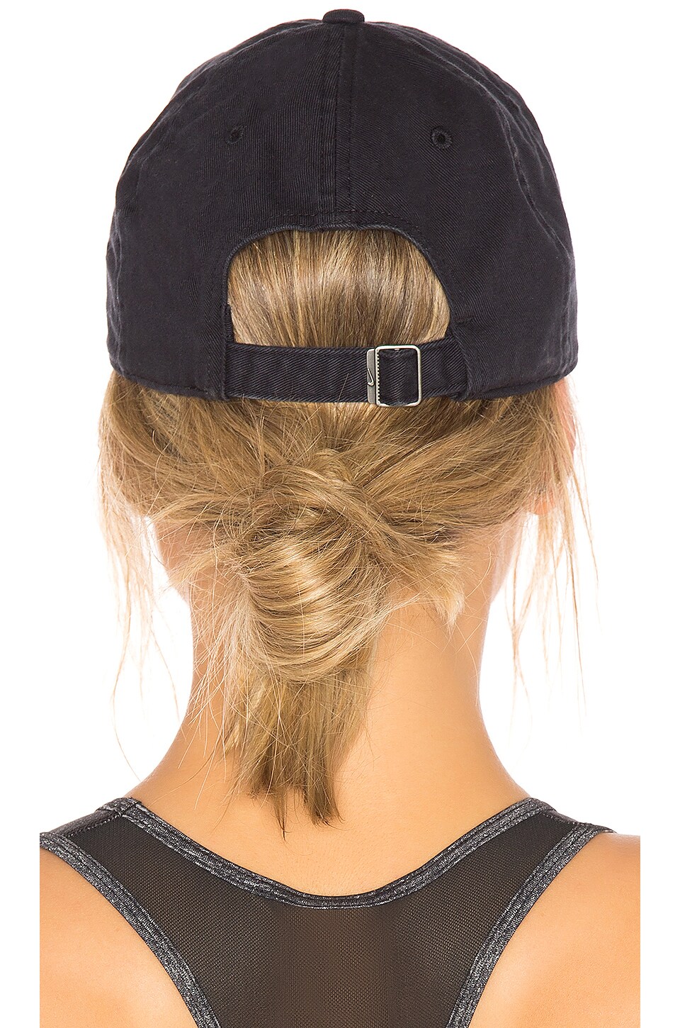 Nike Sportswear Heritage86 Futura Washed Cap in Black