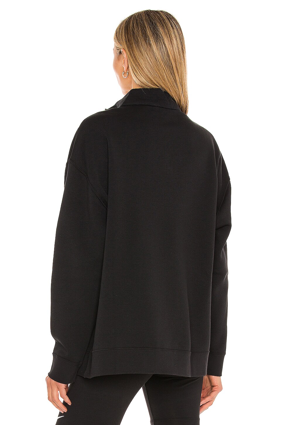 nsw qz fleece pullover in black nike