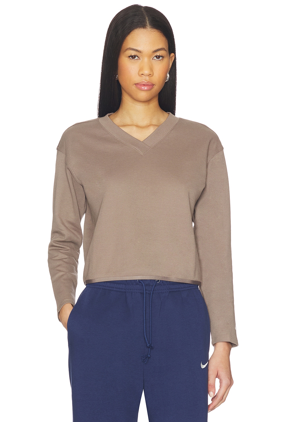 nike v neck women's long sleeve