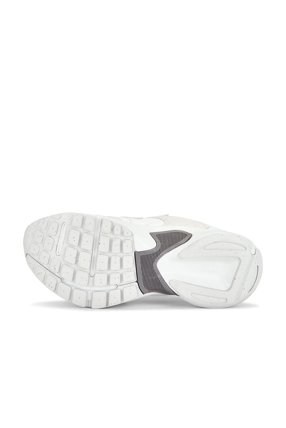 Nike - AL8 Sneaker | Plush