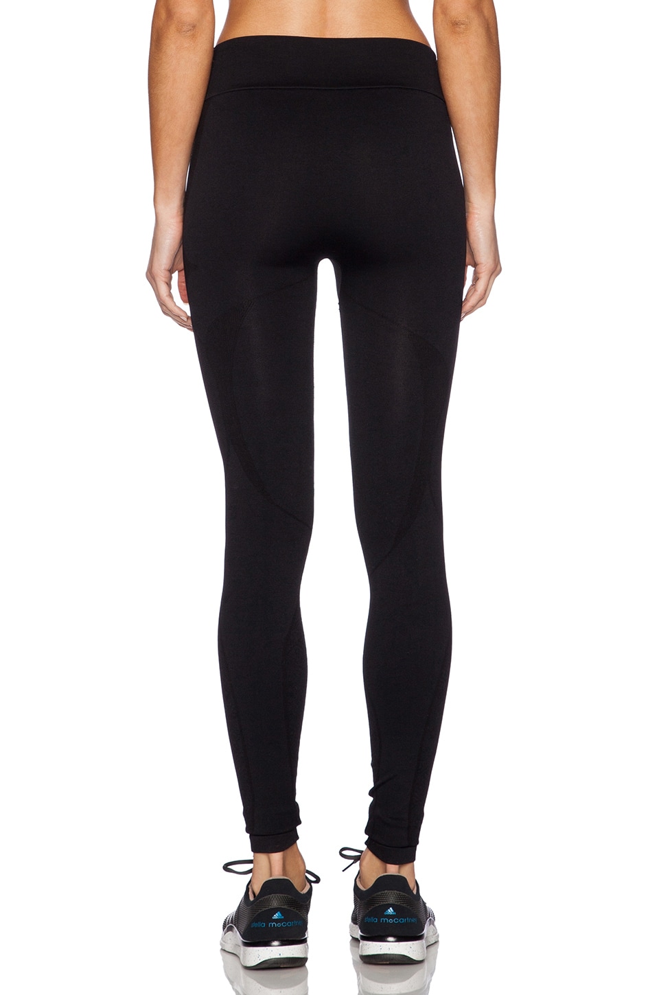 NUX Serra Legging in Black | REVOLVE