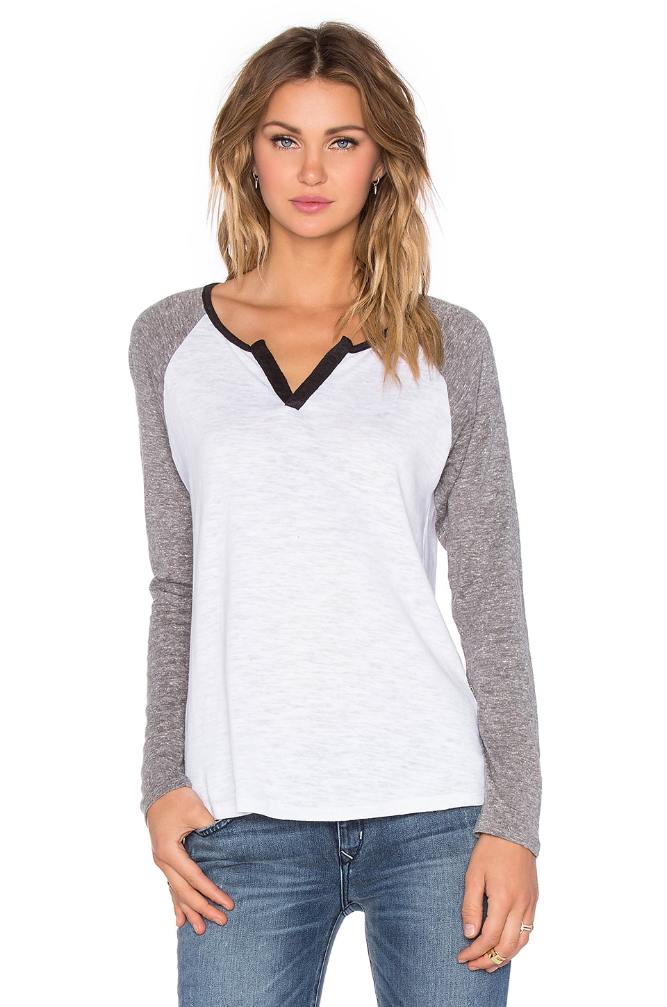 NYTT V Neck Baseball Tee in White 