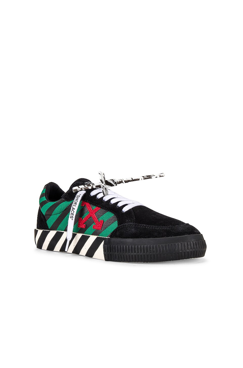 OFF-WHITE Low Vulcanized Diagonal Print Sneaker in Black