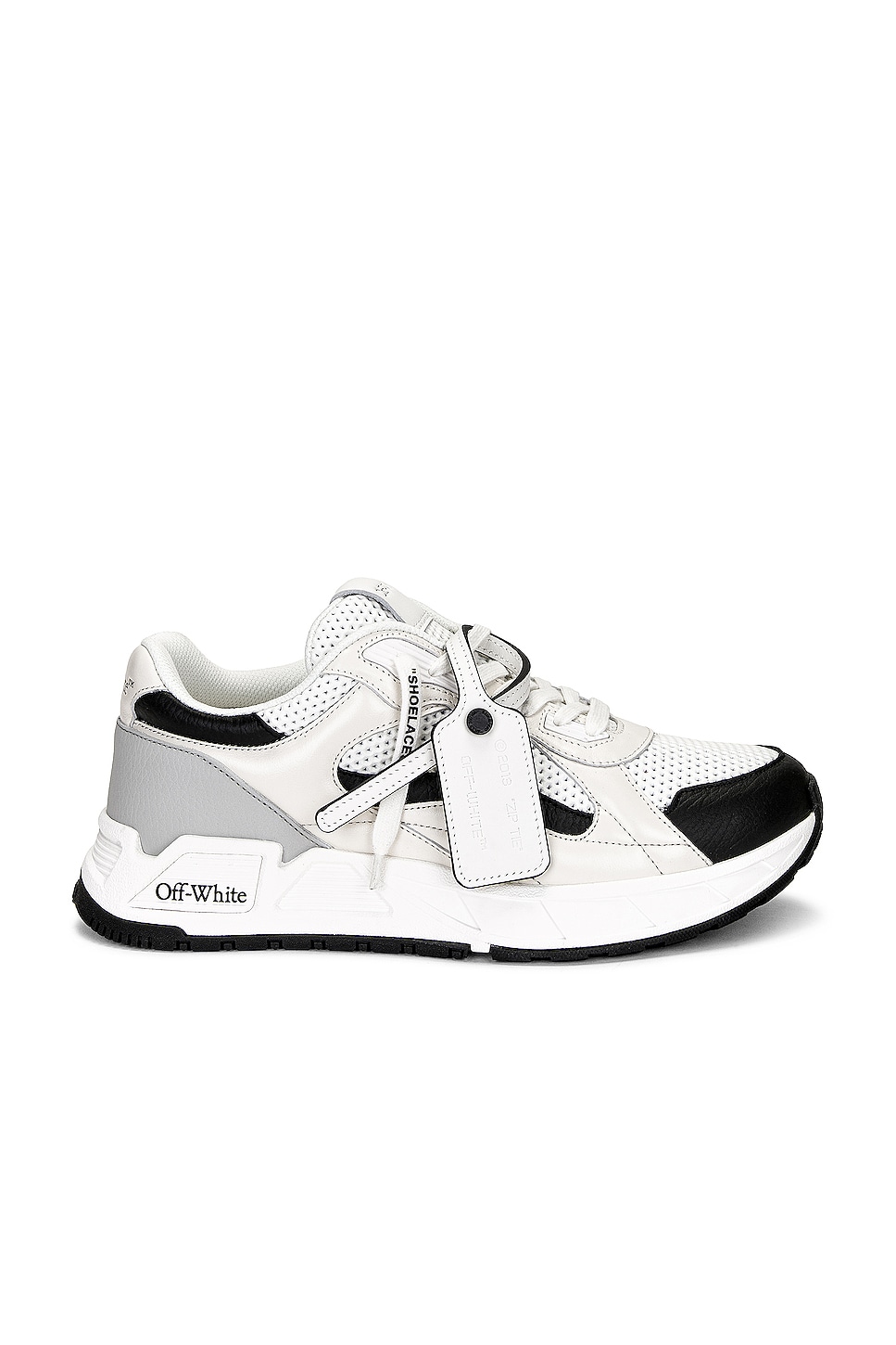 OFF WHITE SNEAKERS en White Black REVOLVE