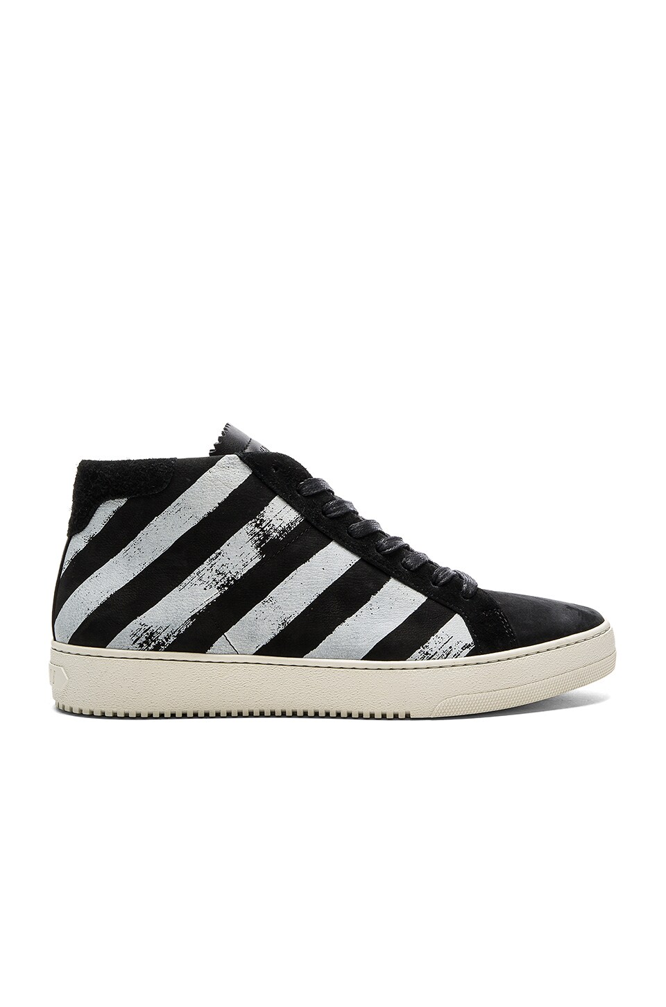 Sidelæns auktion Døds kæbe OFF-WHITE Brushed Diagonals Sneaker in Black & White | REVOLVE