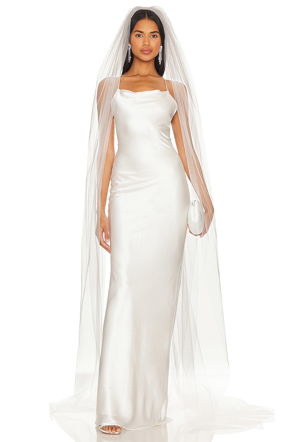 Off white veil with ivory dress best sale