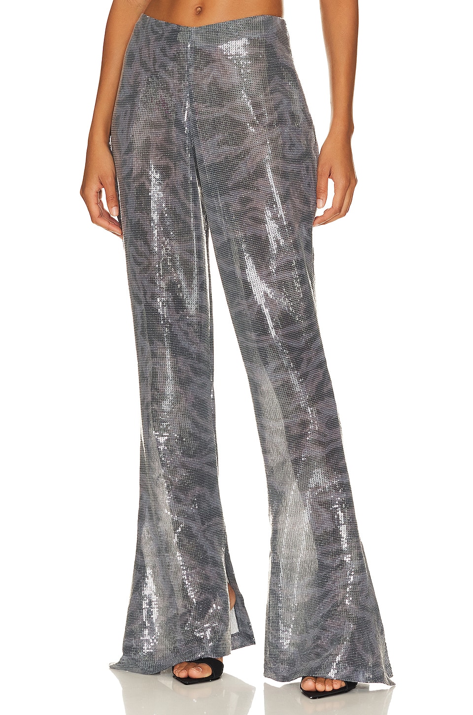 25 Best Sequin Pants For Holiday Parties and New Year's Eve! | Sequin pant, Sequins  pants outfit, Fashion