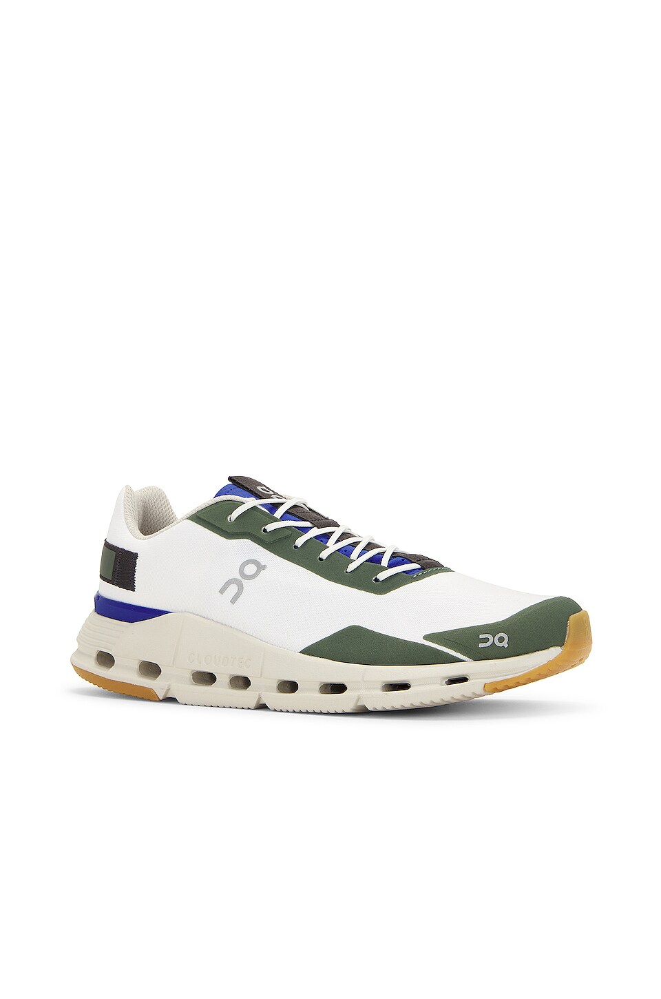 On Cloudnova Form in White & Indigo