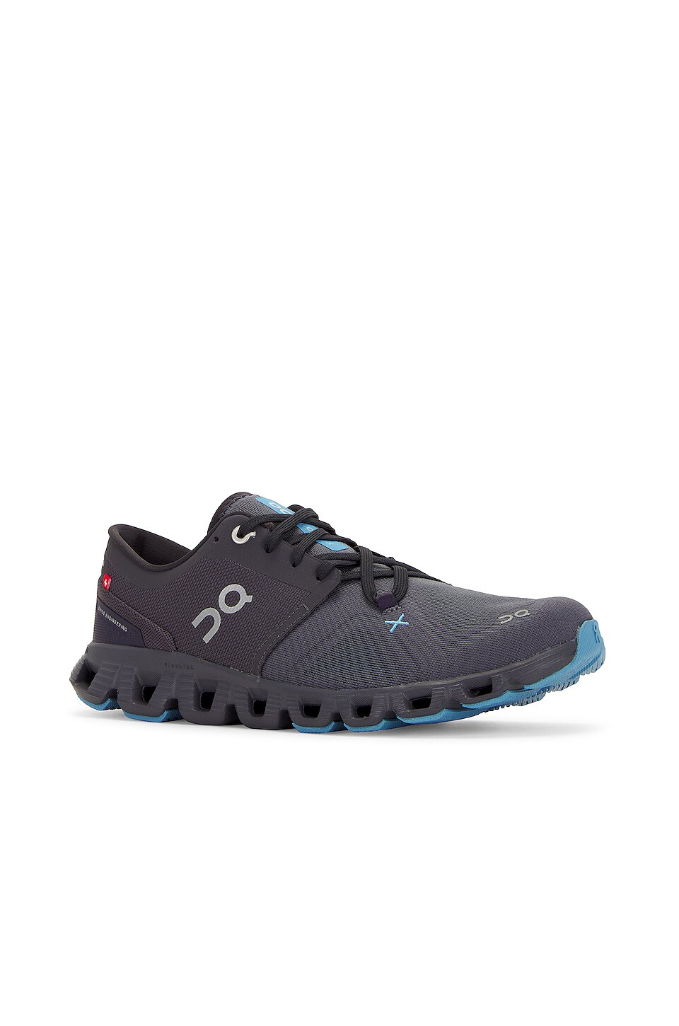 On SNEAKERS CLOUD X 3